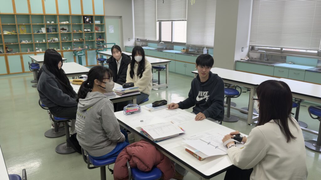 【授業】ゼミ顔合わせ