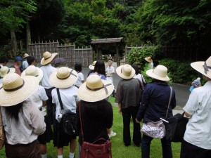 キャンパス見学（日本庭園）