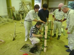 参加者も男結びに挑戦