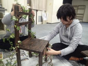 自然風にするたの模作中