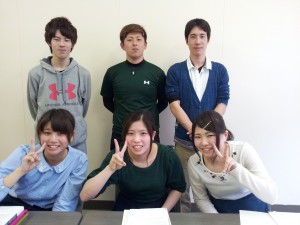 下段右から福田さん、塚本さん、秋永さん 上段右から竹内君、高鍋君、丸尾君
