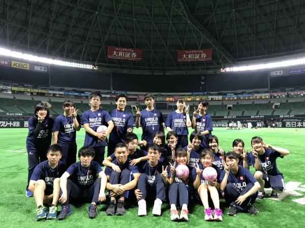 ユニクロサッカーキッズボランティア