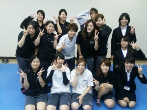 本学受験生12名と試験補助員(本学1年)3名