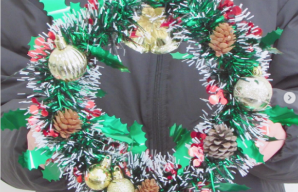 レクリエーションの授業でクリスマスリース作り！