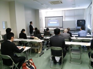 学科長から学科説明の様子