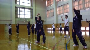 『踊る』プログラムの練習の一幕（１）
