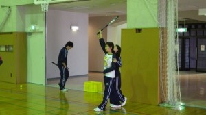 経験者が親切に教えていました
