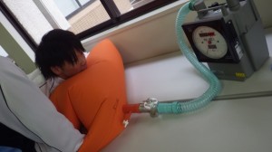 検者は測定が徐々に上手になります。（この日はかなり楽しんで測定していました）