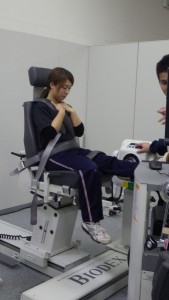 BIODEXを用いた筋力測定②