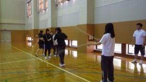 まずは2年生に技を披露してもらいました