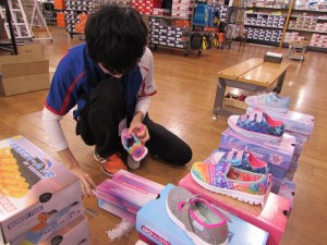 値札つけ作業を任されました