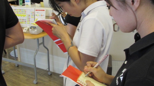 【1年生】スポーツ企業情報演習で企業・施設見学を行いました