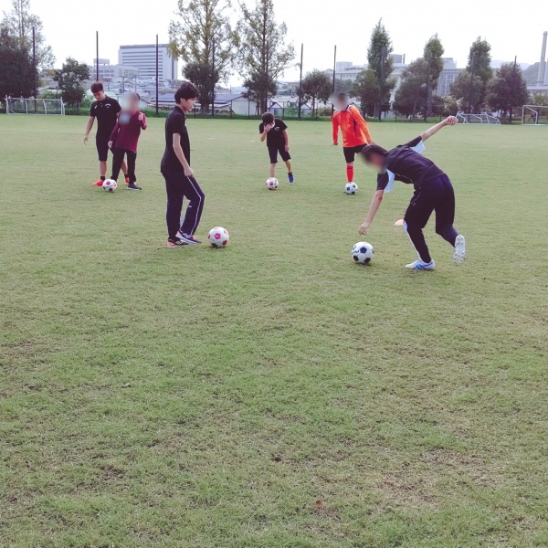 障がい者サッカー教室でボランティアを行いました