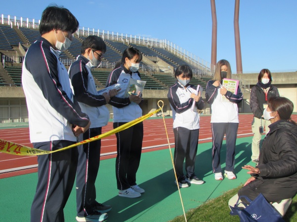 【授業紹介】ベスト電器スタジアム見学研修に行きました