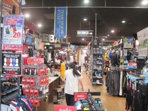 広い店内の商品管理