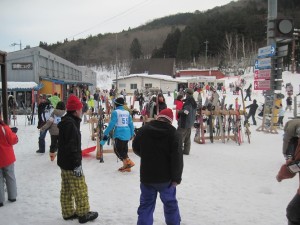 ツアー客でいっぱい